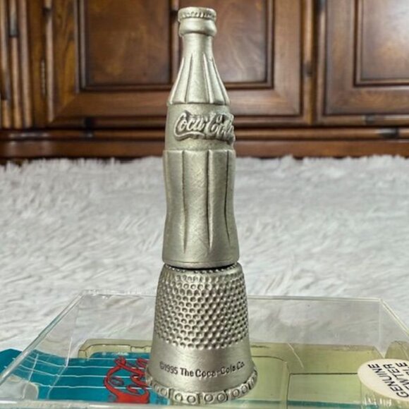NWOT Vintage 1995 Coca-Cola Genuine Pewter Coke Bottle Thimble - Picture 7 of 13